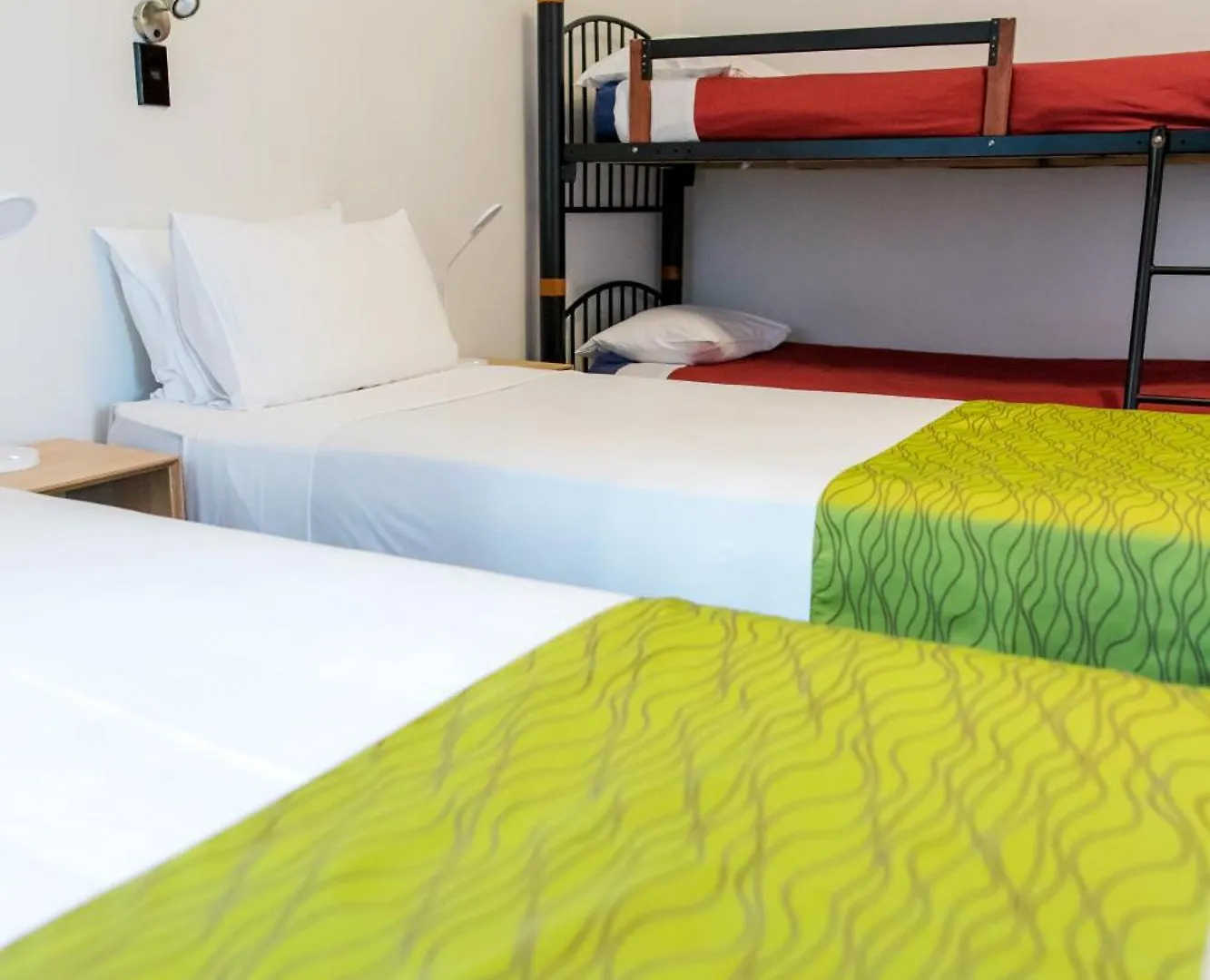 The Cambridge Hotel & Backpackers Wellington Hostel